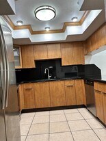 7205 W 3rd Ave in Hialeah, FL - Building Photo