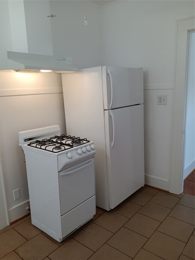 property at 2924 Avenue P 1/2