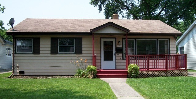 9024 S 51st Ave in Oak Lawn, IL - Building Photo