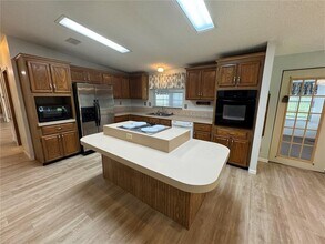 25704 Oak Alley in Leesburg, FL - Building Photo - Building Photo