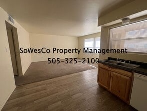 2107 N Tucker Ave in Farmington, NM - Building Photo - Building Photo