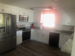 1949 Ezelle Ave in Largo, FL - Building Photo - Building Photo