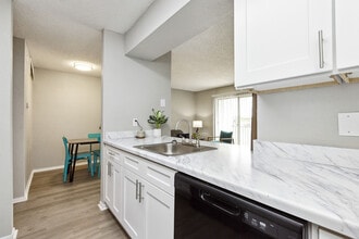 Stonehill - NEW UPGRADES! in Killeen, TX - Building Photo - Building Photo
