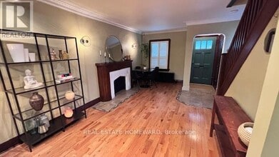 457 Mortimer Ave in Toronto, ON - Building Photo - Building Photo