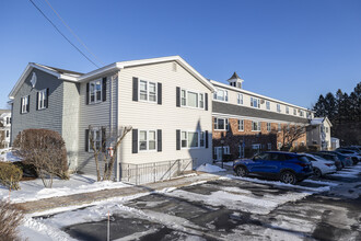 Sunrise East Apartments in Derry, NH - Building Photo - Building Photo