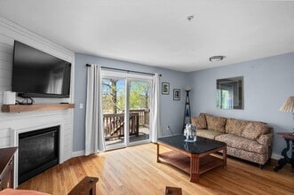 28 West St in Ayer, MA - Building Photo - Building Photo