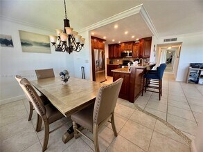 10777 W Sample Rd in Coral Springs, FL - Building Photo - Building Photo
