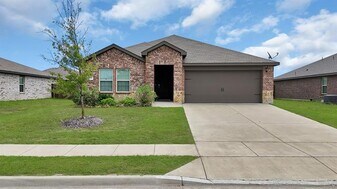 1311 Emi Kate Ln in Royse City, TX - Building Photo