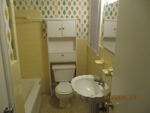 1909 E Lakeridge Dr in Albany, GA - Building Photo - Building Photo