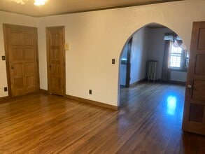 131 S 39th St in Omaha, NE - Building Photo - Building Photo