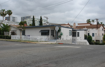 1708 Robinson Ave in San Diego, CA - Building Photo - Building Photo