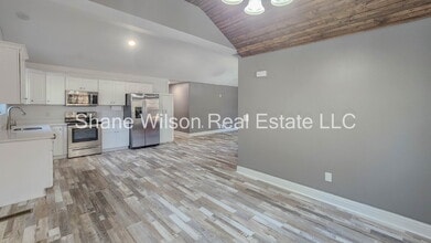 1412 Stevenson Dr in Dalton, GA - Building Photo - Building Photo