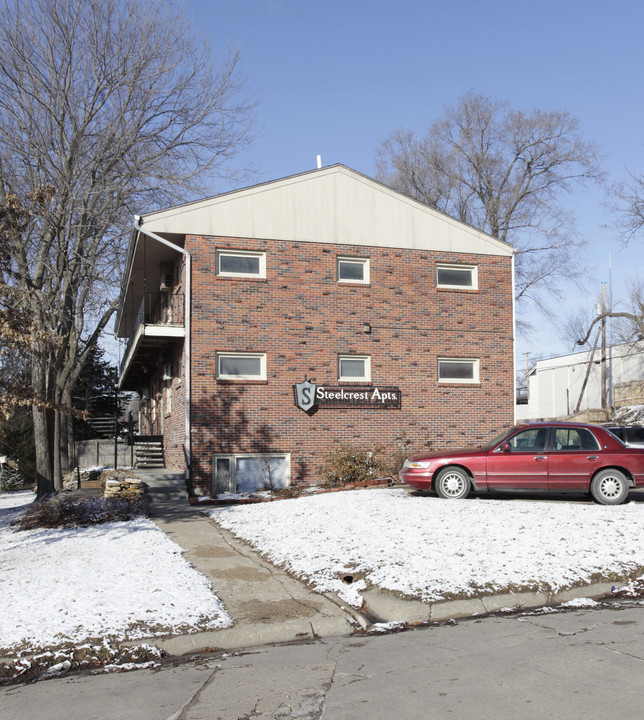 Steelcrest Apartments in Omaha, NE - Building Photo