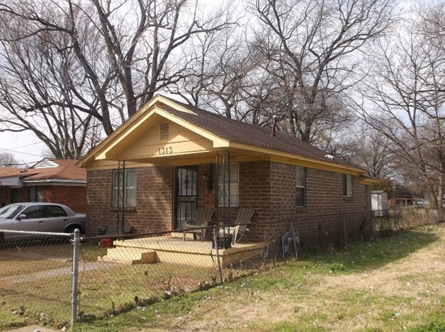 1313 Fairfax St in Memphis, TN - Building Photo - Building Photo