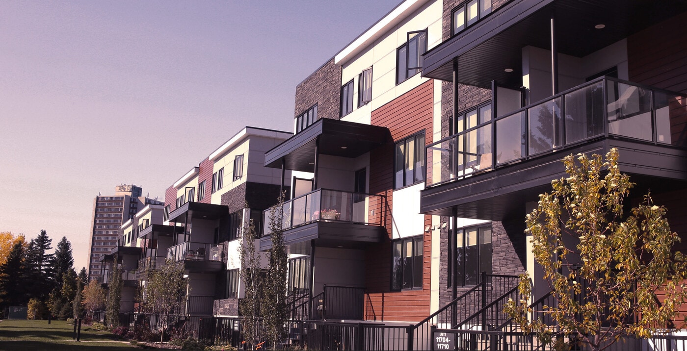 Edgeway in Edmonton, AB - Building Photo