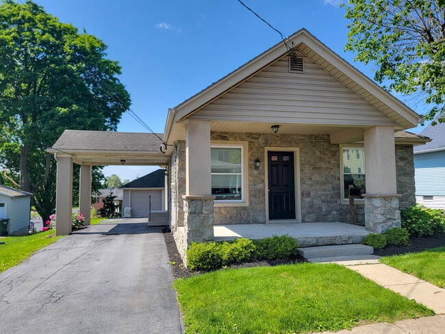 property at 1140 Main St