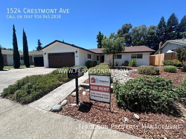 property at 1524 Crestmont Ave