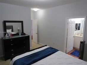 741 SE 2nd St in Homestead, FL - Building Photo - Building Photo