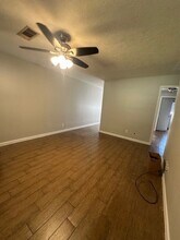 1015 Mccall Ave in Conroe, TX - Building Photo - Building Photo
