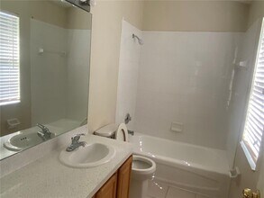 18926 Duquesne Dr in Tampa, FL - Building Photo - Building Photo