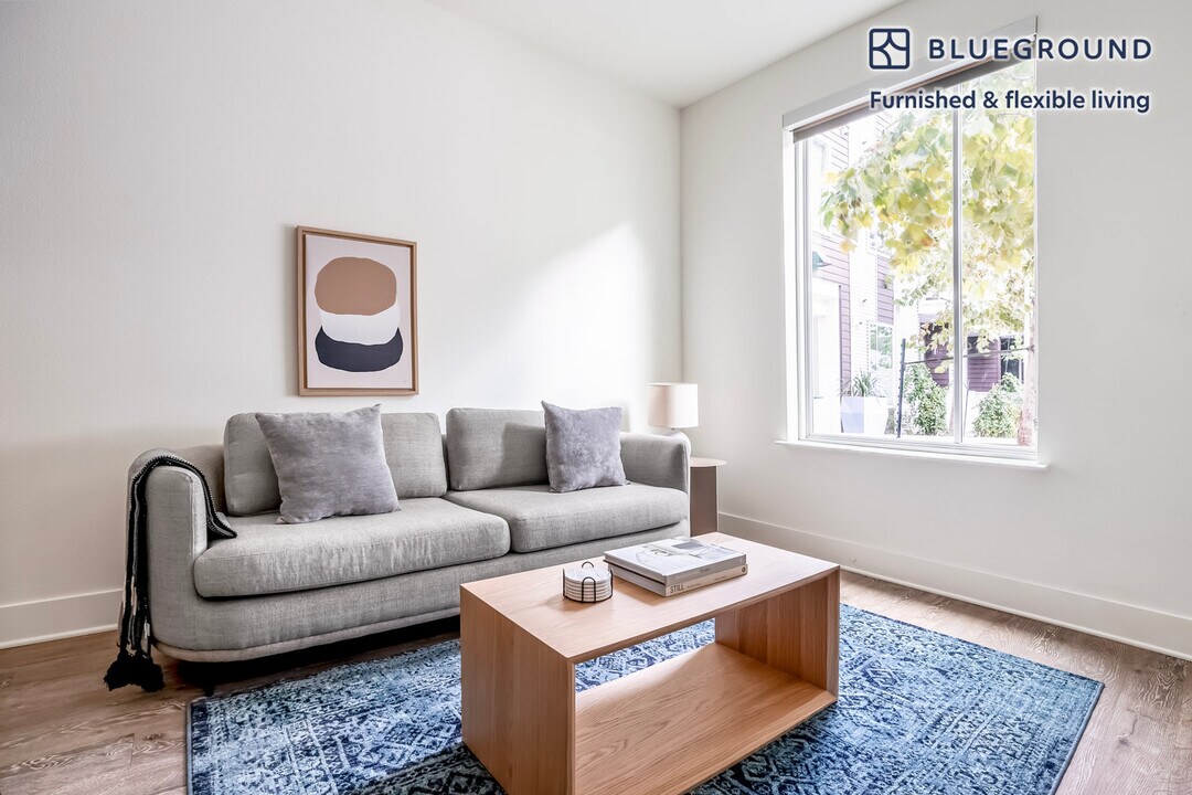 1301 W Koenig Ln-Unit -FL1-ID160 in Austin, TX - Building Photo