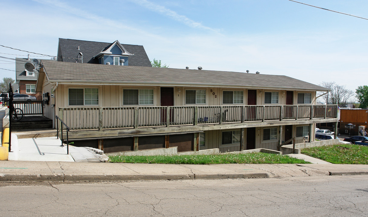 502 W 14th St in Lawrence, KS - Foto de edificio