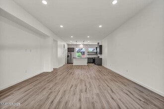 557 California Ave in Reno, NV - Building Photo - Building Photo