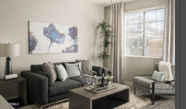 2910 S Greenfield Rd, Unit 2 in Gilbert, AZ - Foto de edificio - Building Photo