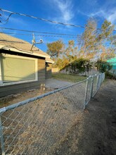 2111 W Spruce St in Moses Lake, WA - Building Photo - Building Photo