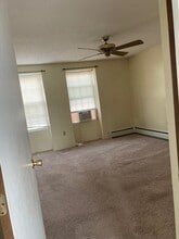 1237 Pawtucket Blvd in Lowell, MA - Building Photo - Building Photo