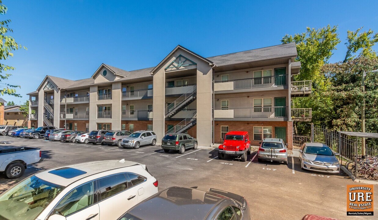 1201 Laurel Ave in Knoxville, TN - Building Photo