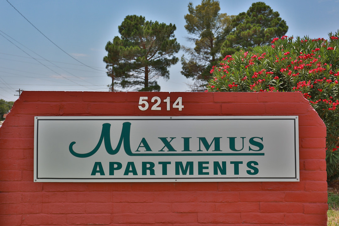 Maximus Apartments in El Paso, TX - Building Photo