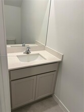 652 NW 6th St in Florida City, FL - Building Photo - Building Photo