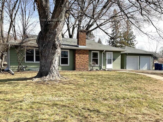 property at 2940 Orchard Ave N