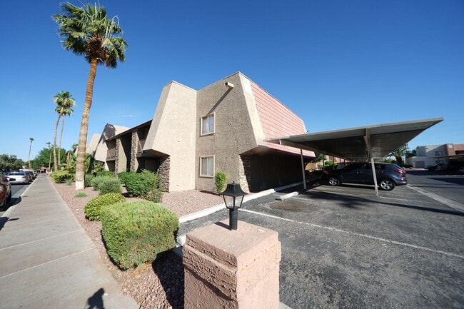 property at 4891 River Glen Dr