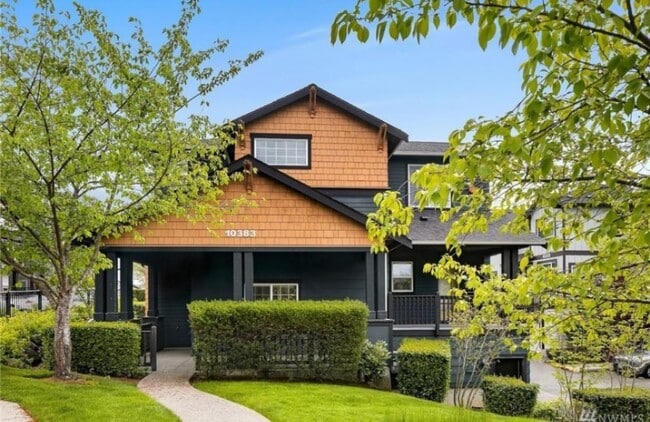 property at 10383 156th Pl NE
