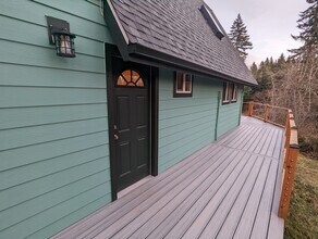 23603 W Lake Kayak Dr, Unit 1 in Monroe, WA - Building Photo - Building Photo