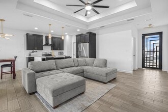 3504 Jorge Sosa Dr in Laredo, TX - Building Photo - Building Photo