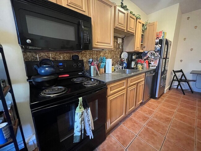 12 Ransom Rd, Unit 6 in Boston, MA - Building Photo - Building Photo