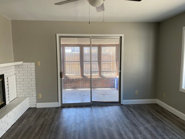 3065 Louise Ln in Springfield, IL - Building Photo - Building Photo