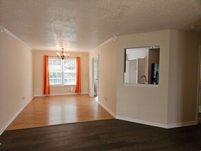 904 Bramblegate Rd in Hope Mills, NC - Building Photo - Building Photo