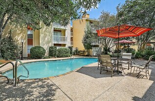 Sawmill Creek in River Ridge, LA - Building Photo