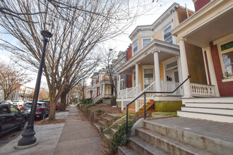 2009 Floyd Ave in Richmond, VA - Building Photo - Building Photo