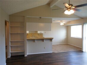 602 Garden Path Dr in Round Rock, TX - Building Photo - Building Photo