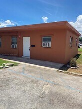 1111 SW 2nd St in Homestead, FL - Building Photo - Building Photo
