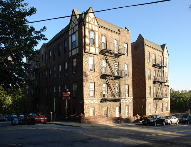 133 Sagamore Rd in Tuckahoe, NY - Building Photo - Building Photo