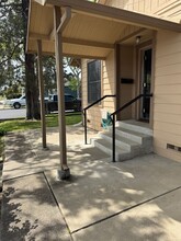203 Tahoe Ave in Roseville, CA - Building Photo - Building Photo