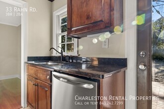 33 Rahn Rd in Charleston, SC - Building Photo - Building Photo