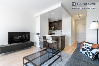 899 Pine St in San Francisco, CA - Building Photo - Building Photo