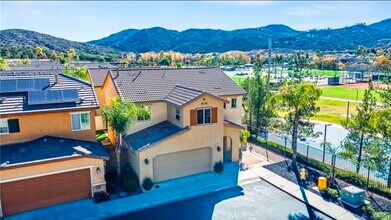 34213 Parkside Dr in Lake Elsinore, CA - Building Photo - Building Photo